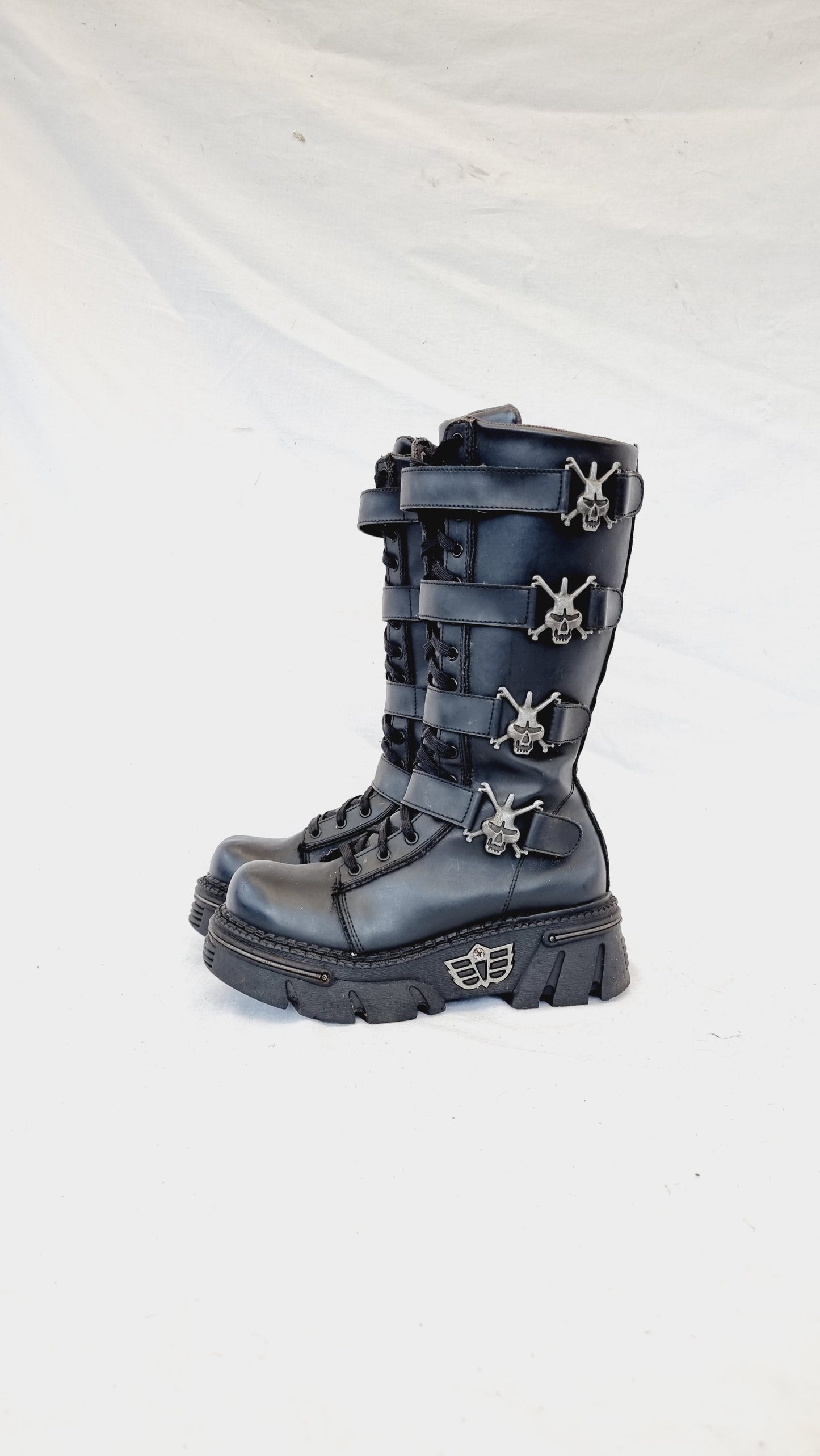 EU 39 / UK 6 Madfish Boots