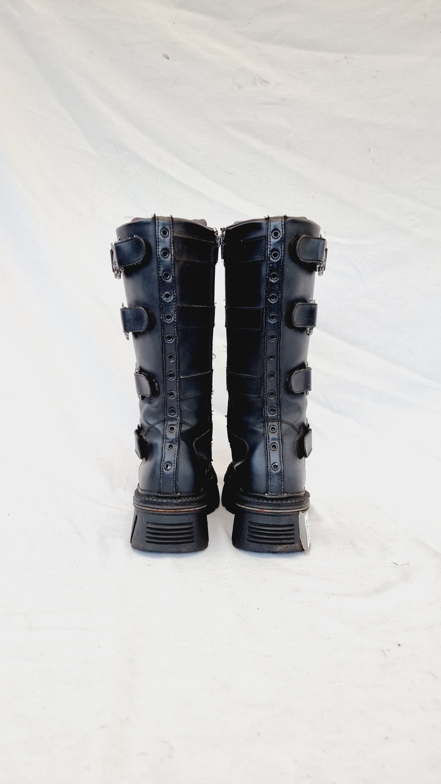 EU 39 / UK 6 Madfish Boots