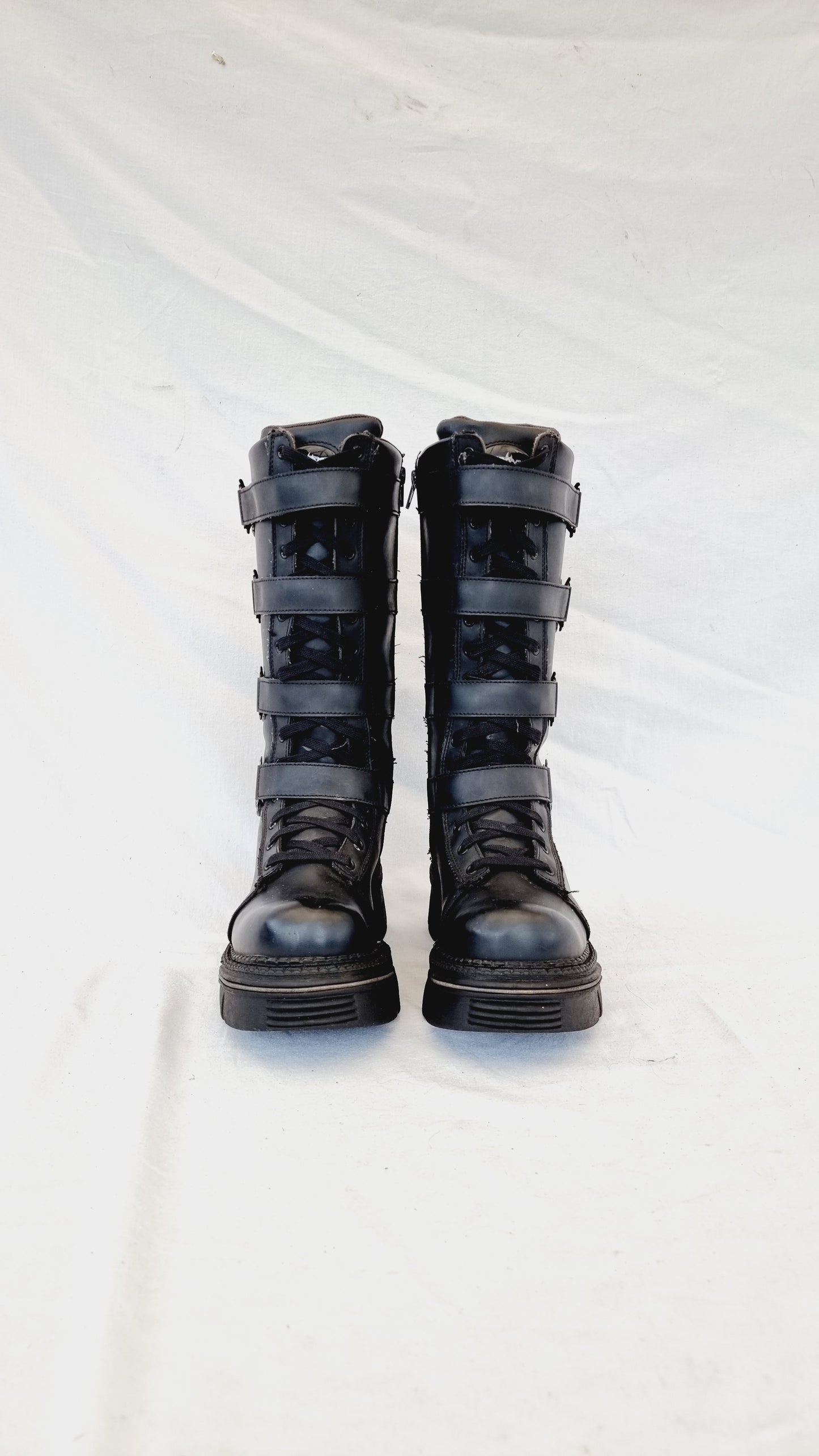 EU 39 / UK 6 Madfish Boots