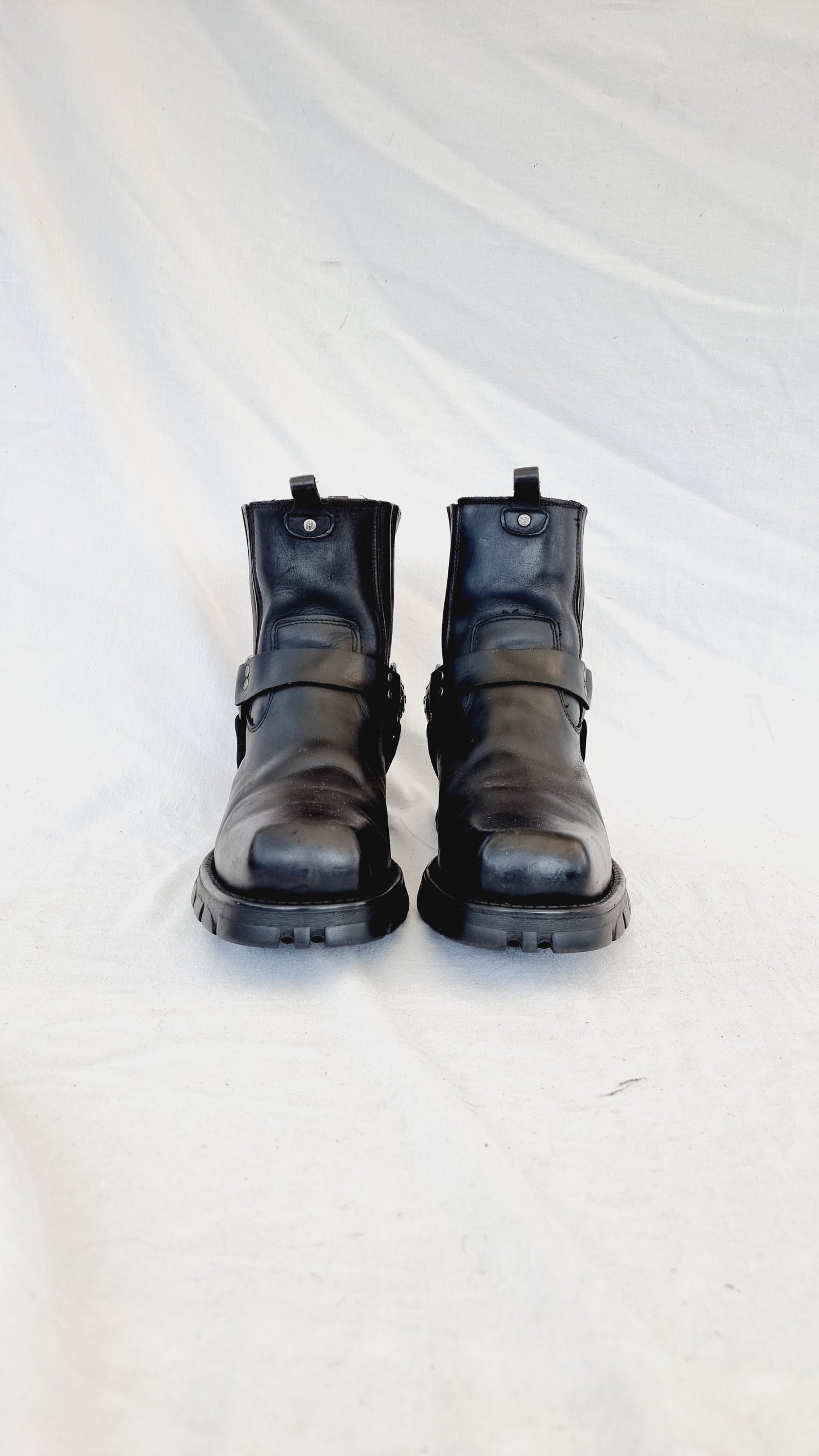 EU 45 / UK 10.5 New Rock Boots