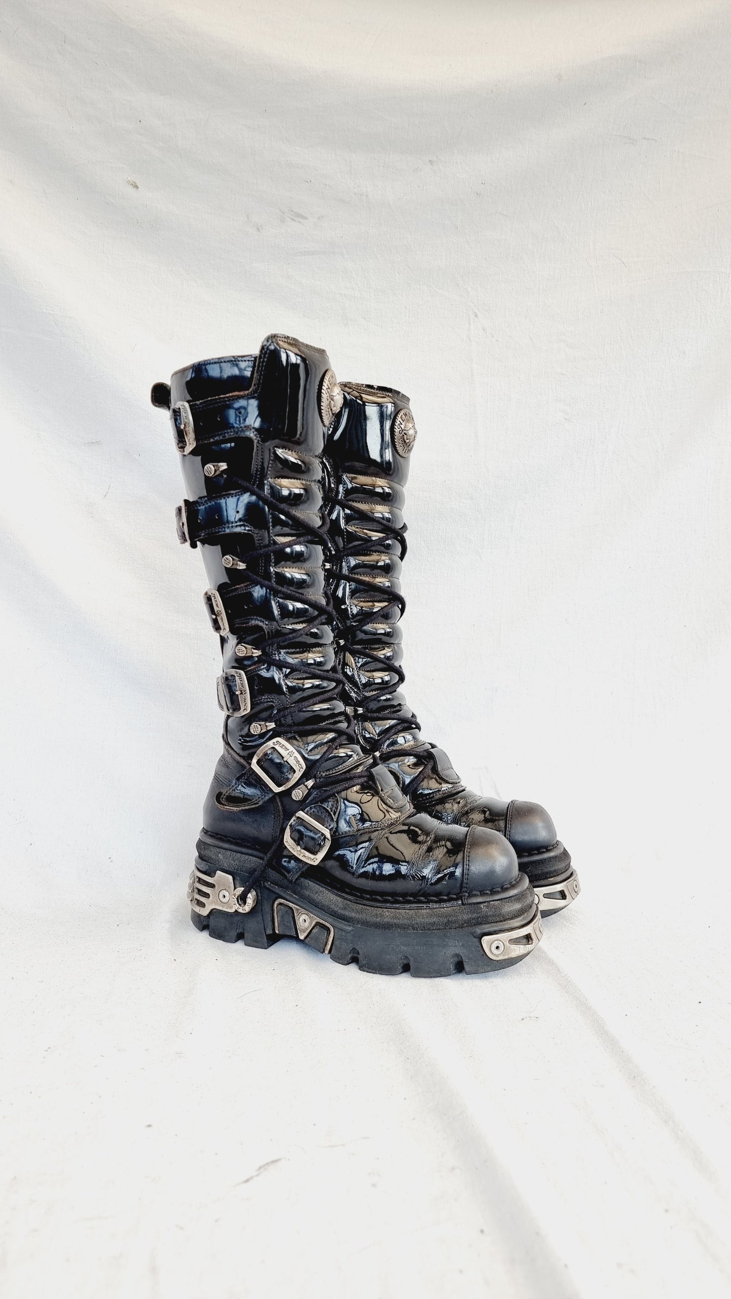 EU 38 / UK 5 New Rock Boots