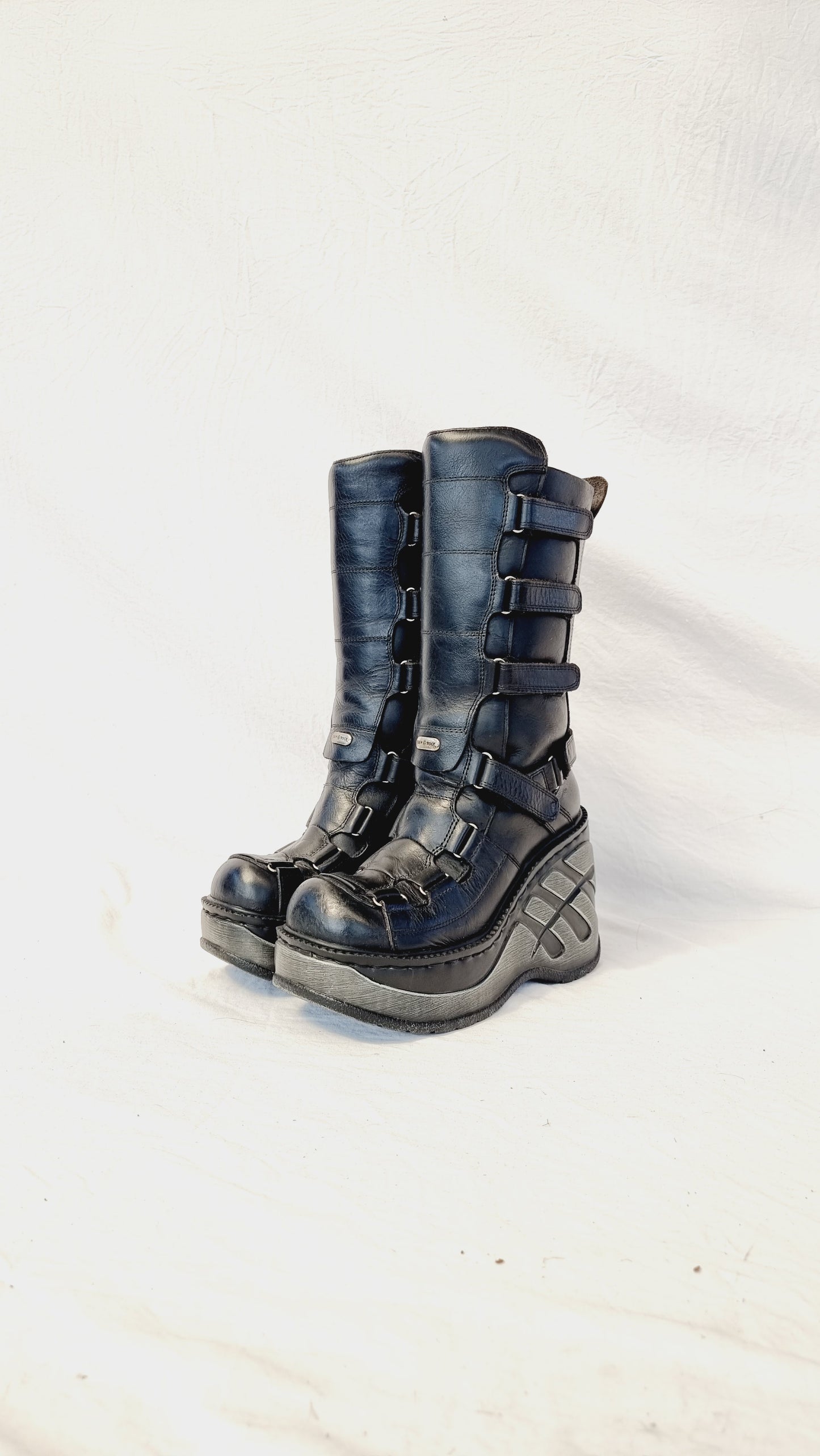 EU 39 / UK 6 New Rock Boots