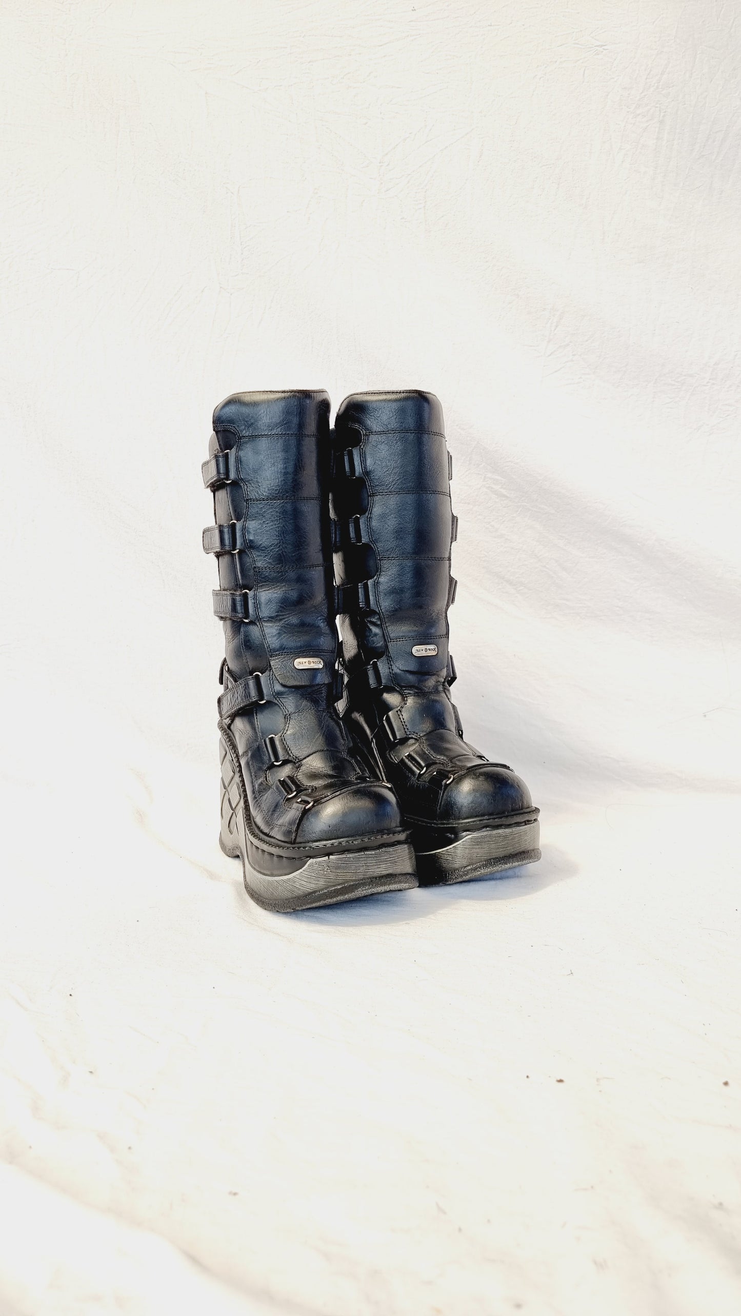 EU 39 / UK 6 New Rock Boots