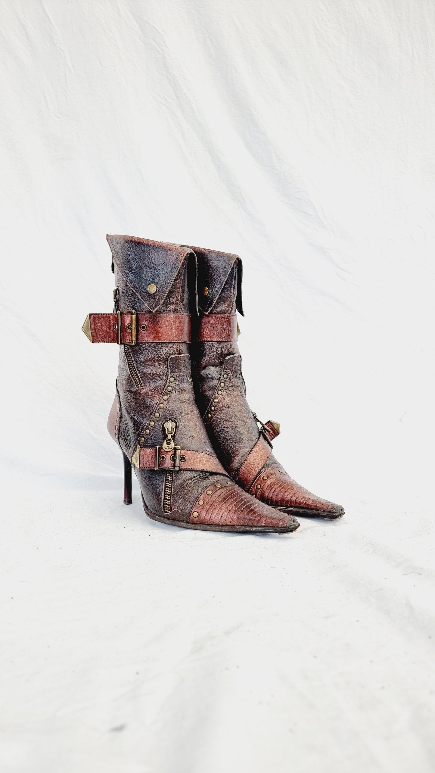 EU 36 / UK 3 El Dantes Boots