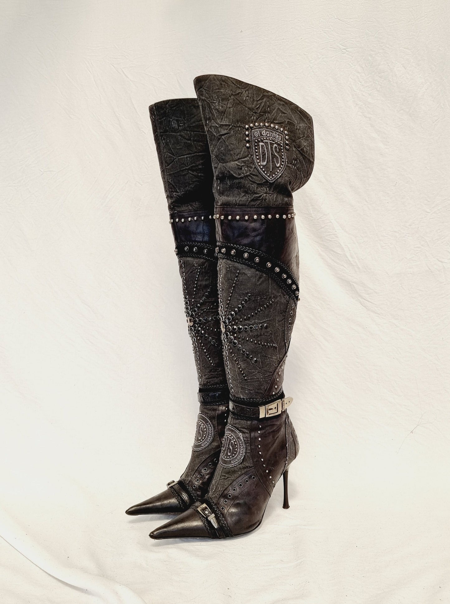 EU 37 / UK 4 El Dantes Boots