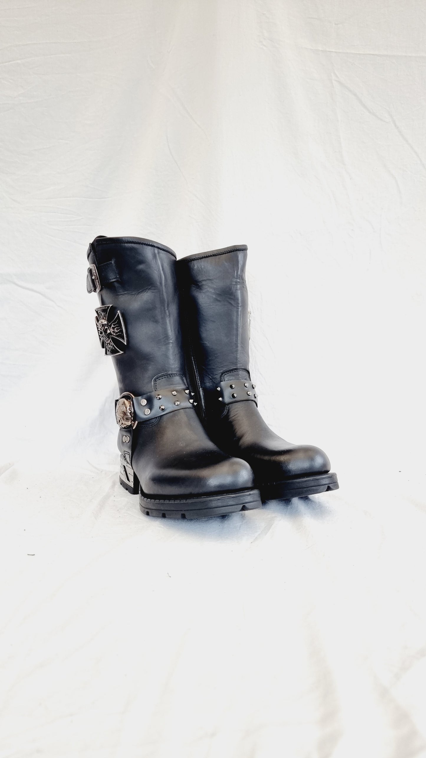 EU 39 / UK 6 New Rock Boots