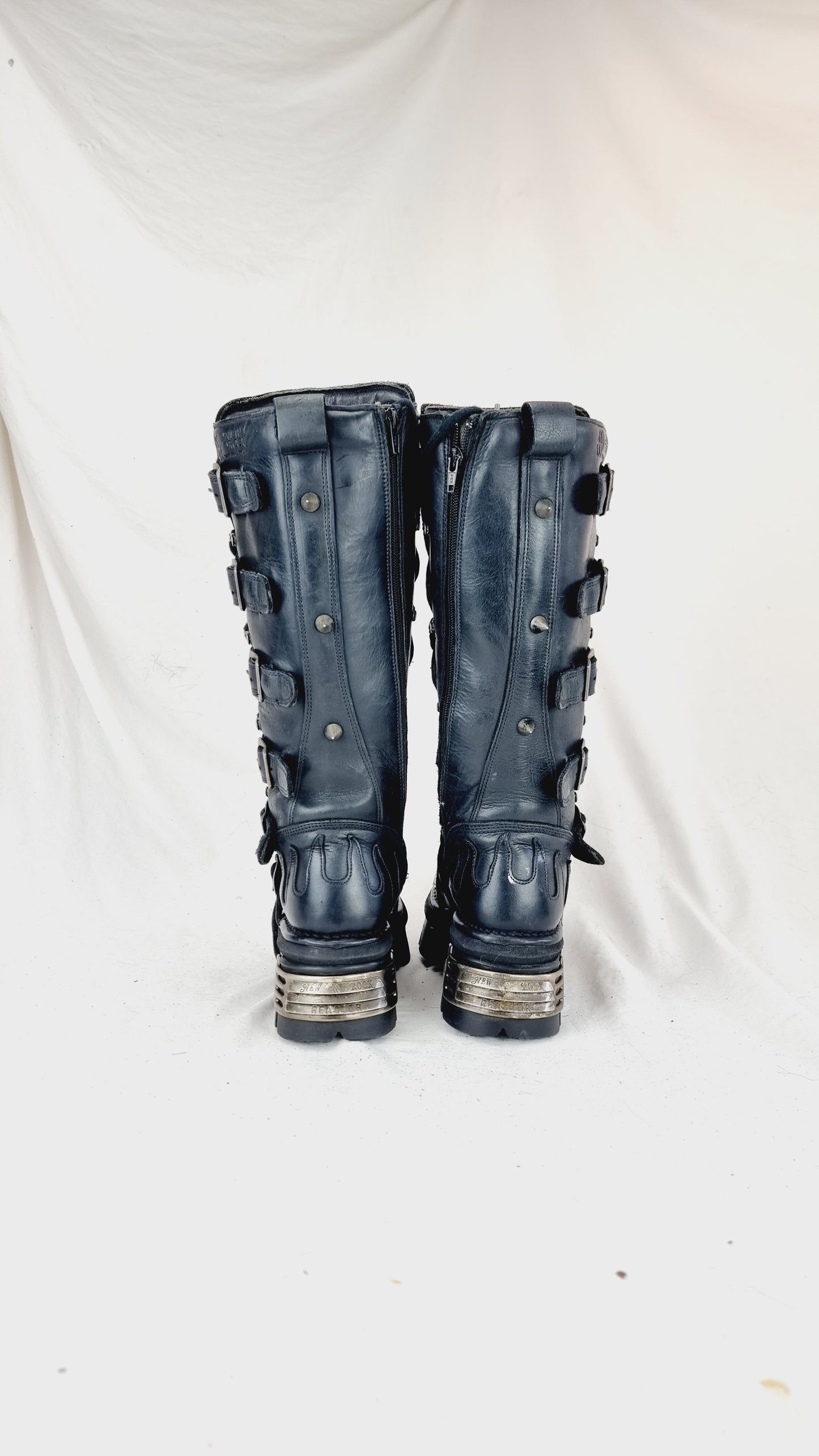 EU 38 / UK 5 New Rock Boots