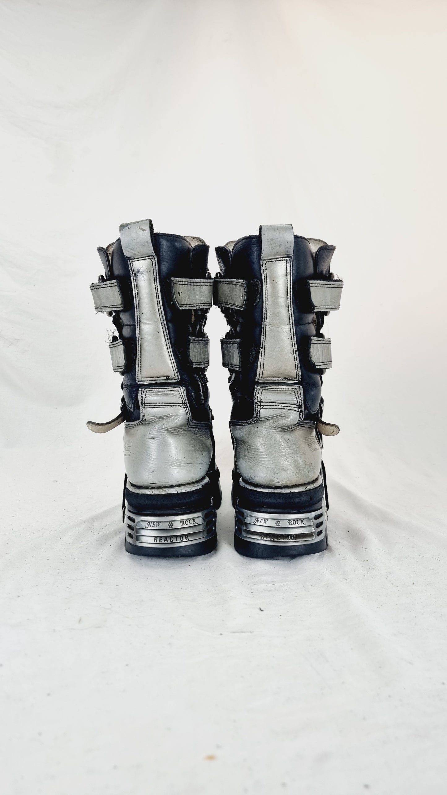 EU 45 / UK 10.5 New Rock Boots