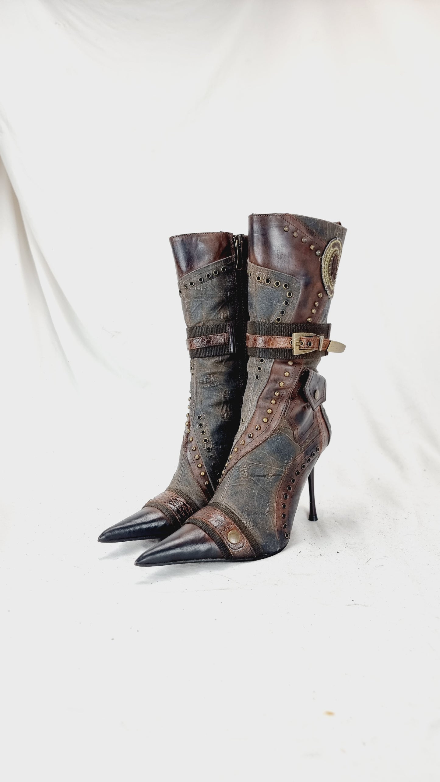 EU 38 / UK 5 El Dantes Boots