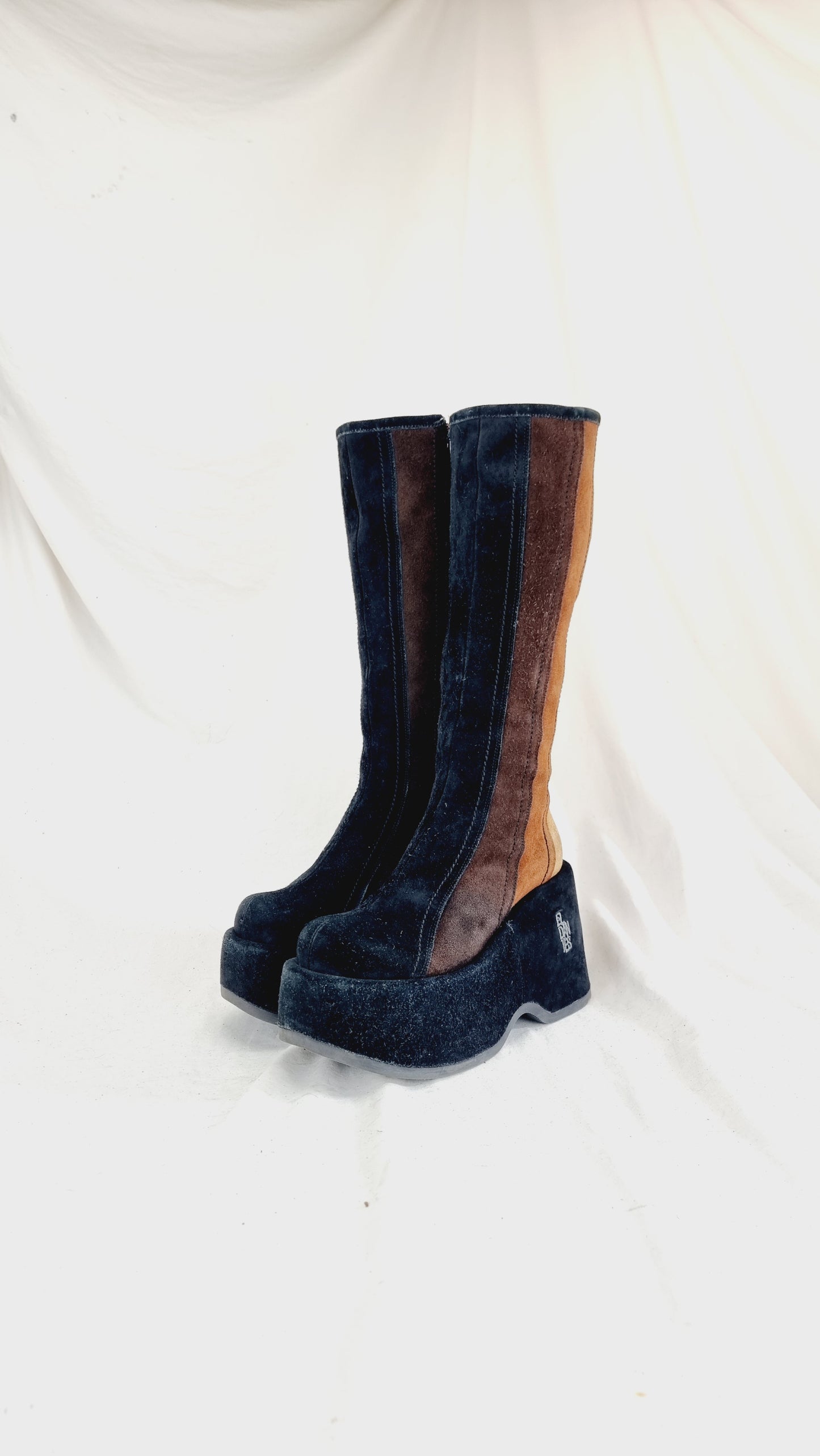 EU 39 / UK 6 El Dantes Boots