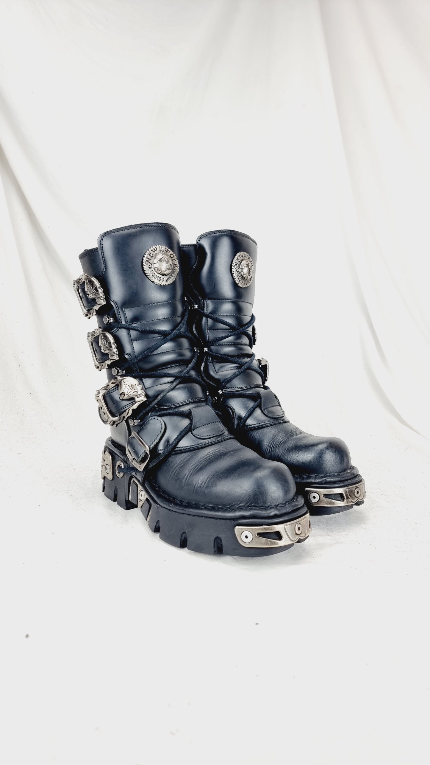 EU 38 / UK 5 New Rock Boots