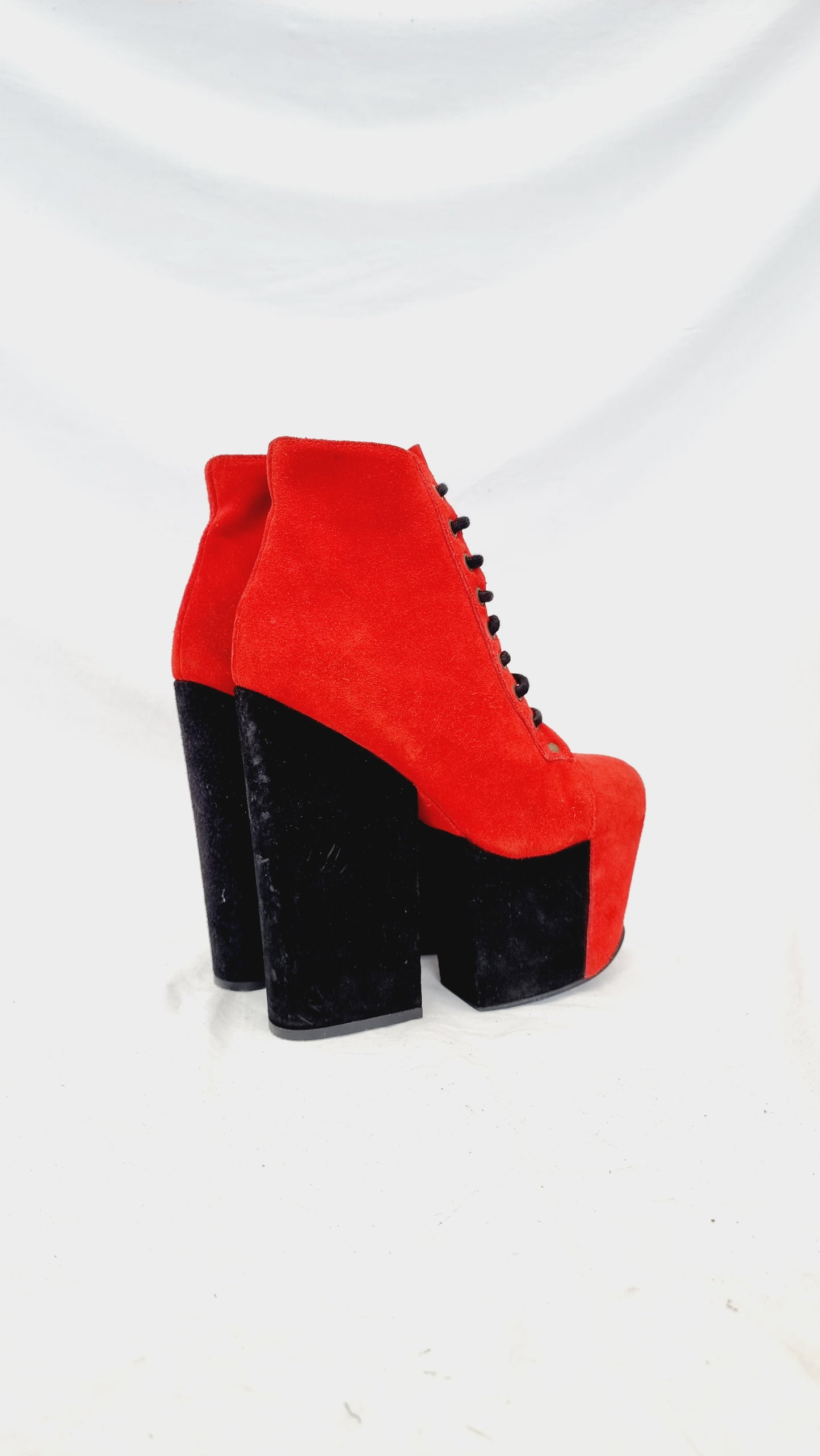 EU 39 / UK 6 Jeffrey Campbell Platforms