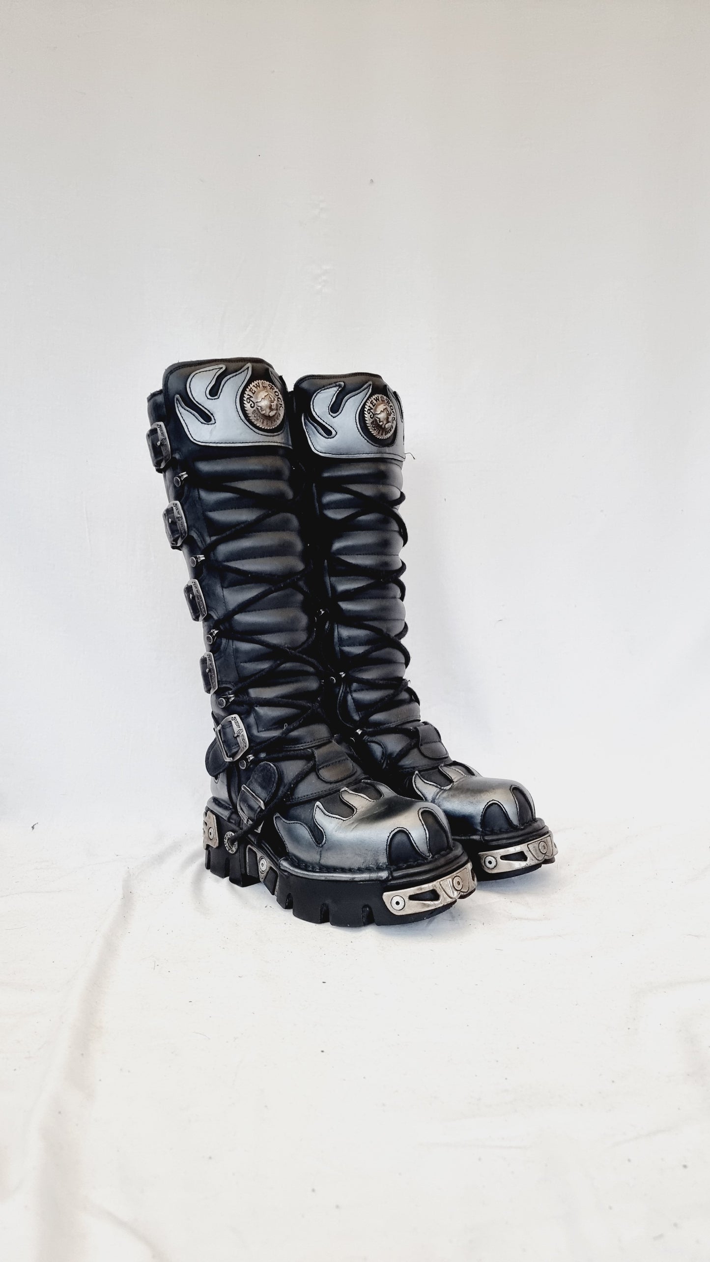 EU 38 / UK 5 New Rock Boots