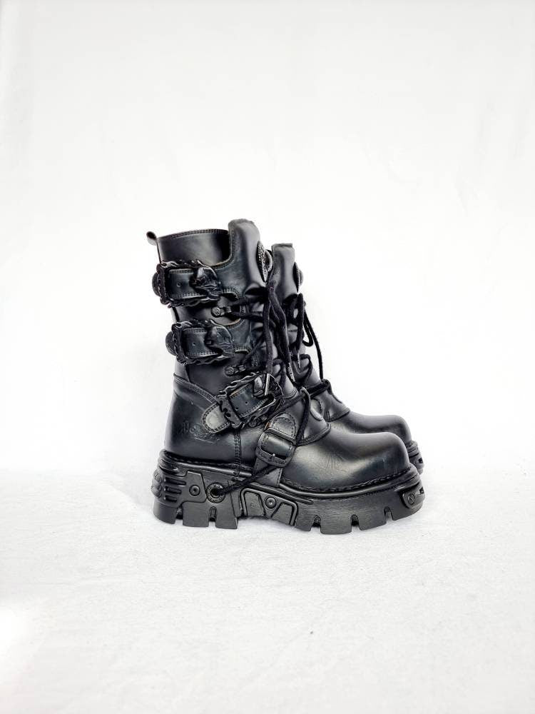 EU 38 / UK 5 New Rock Boots