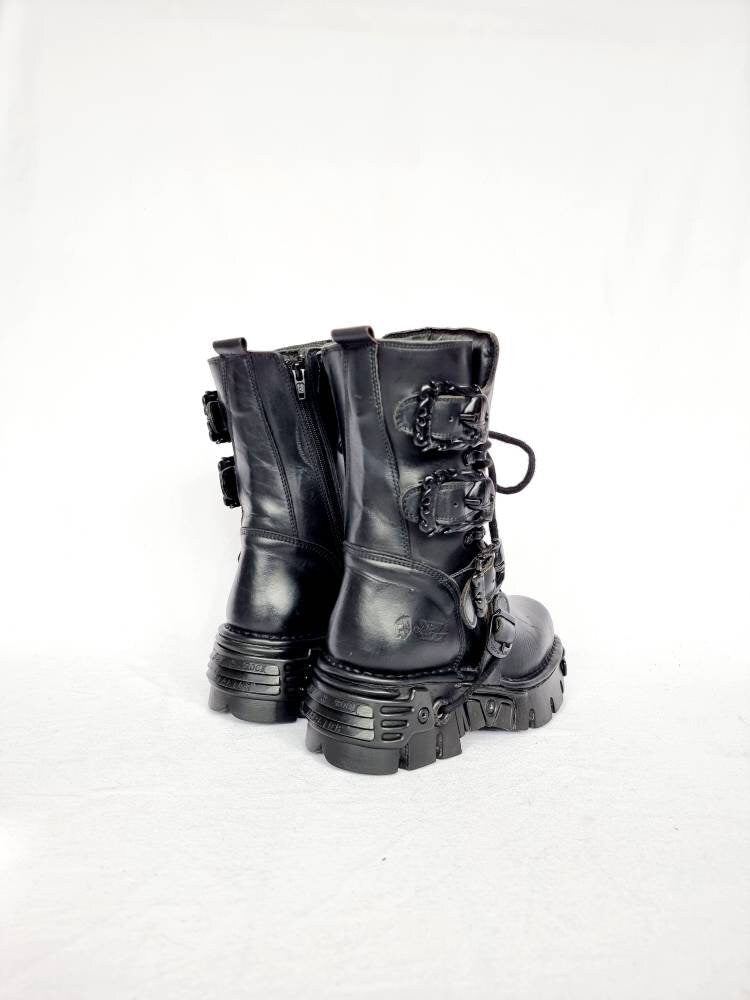 EU 38 / UK 5 New Rock Boots