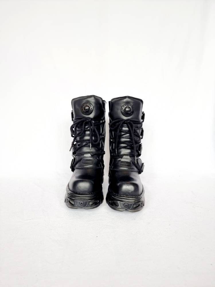 EU 38 / UK 5 New Rock Boots